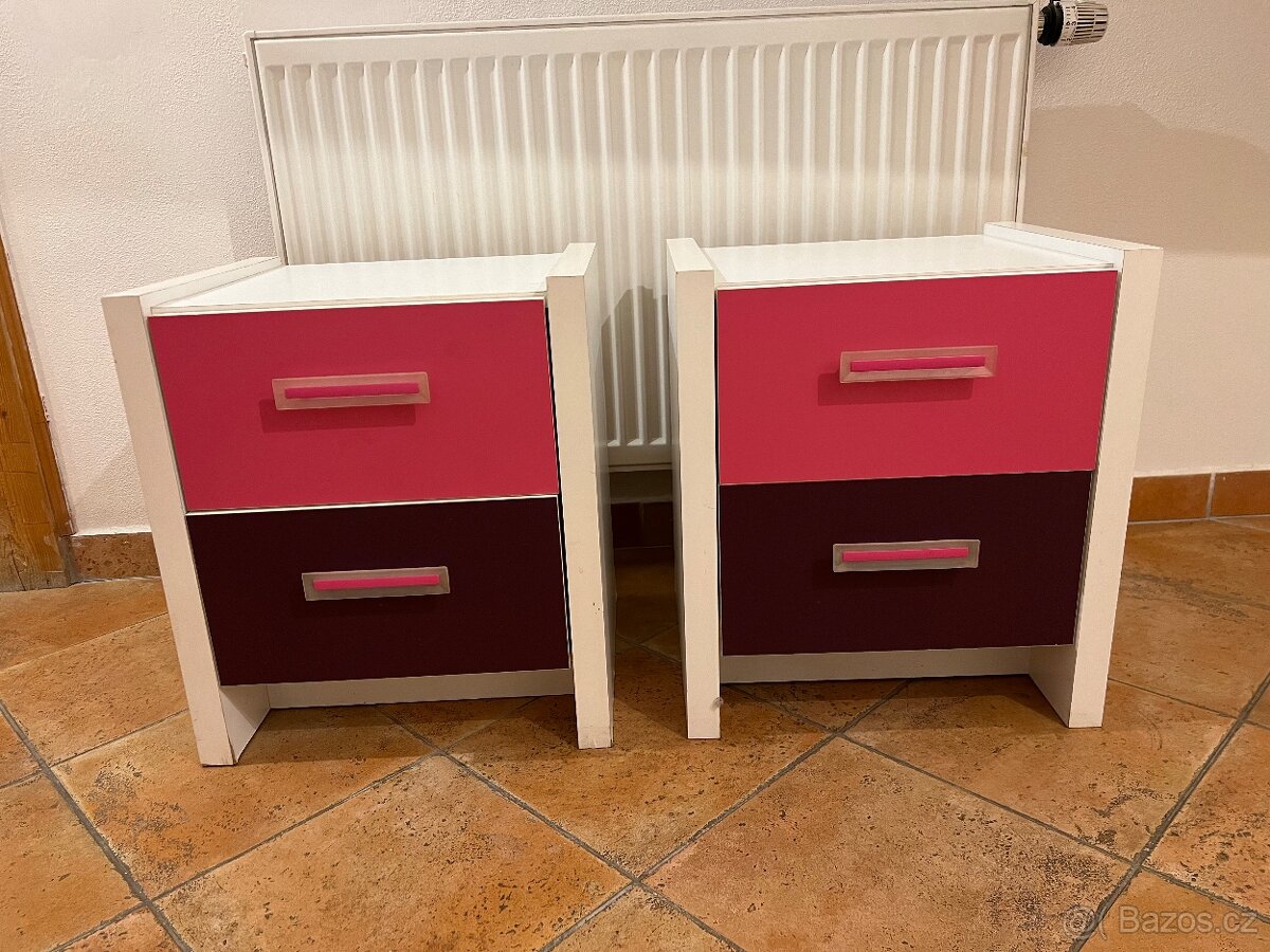 noční stolíky, skříňky