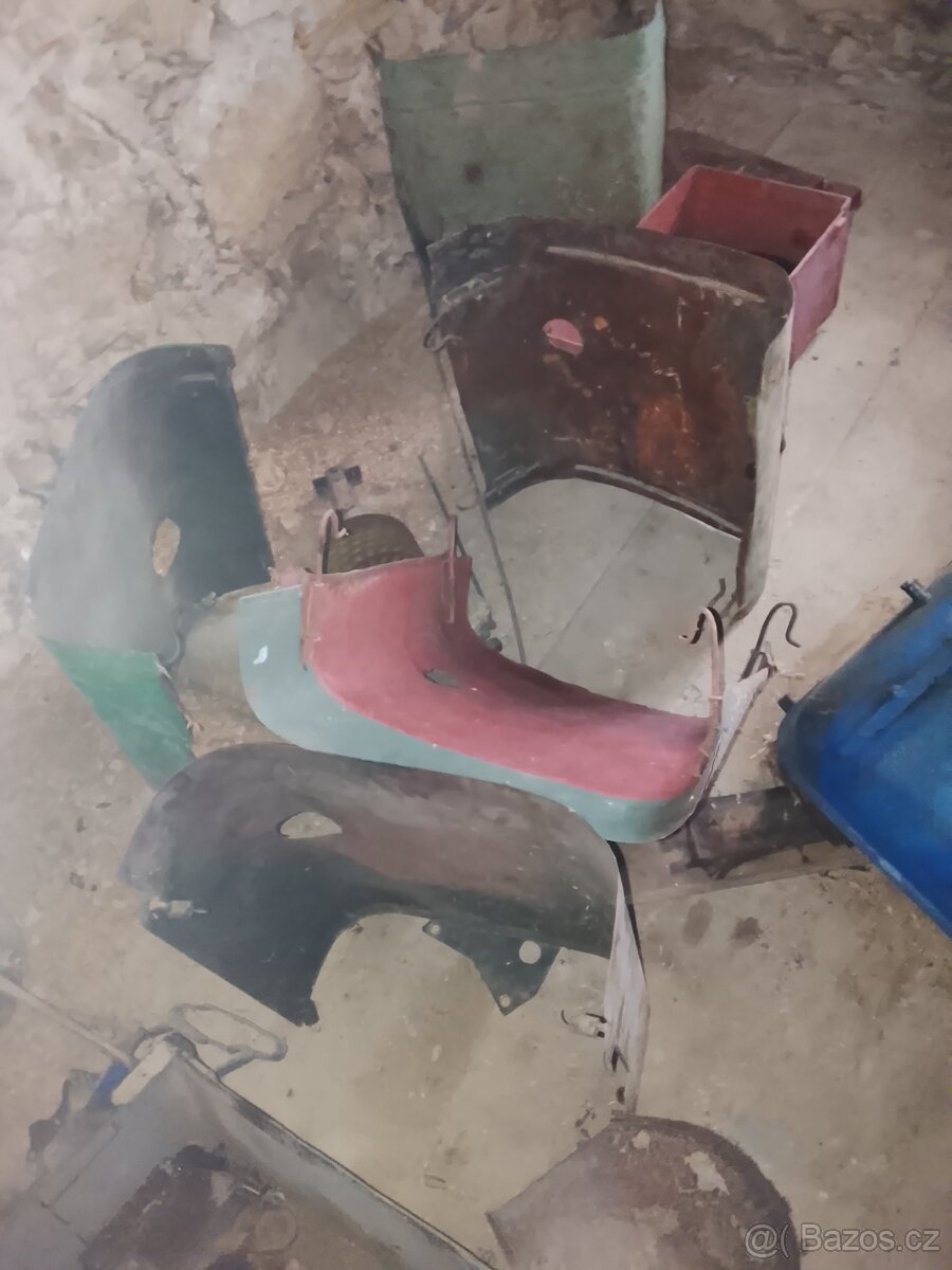 Zetor 25 plech motoru