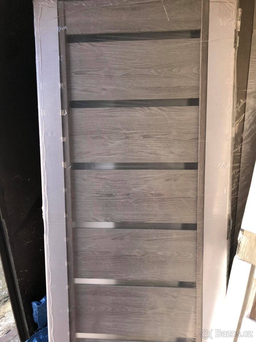 inter.dveře hebe(80 levé,60 pravé skladem)