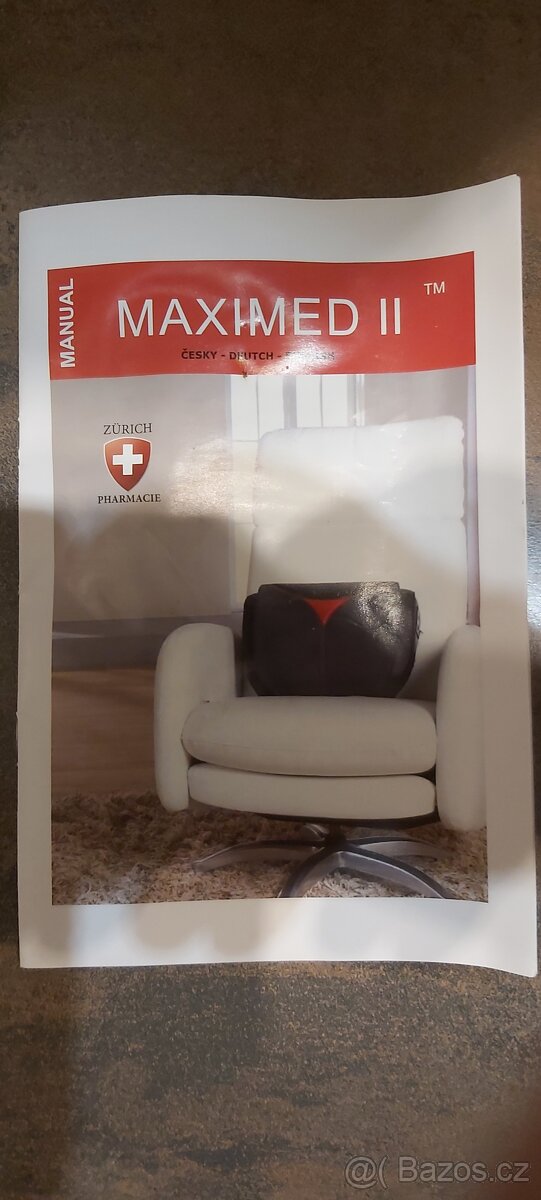 Masážní přístroj