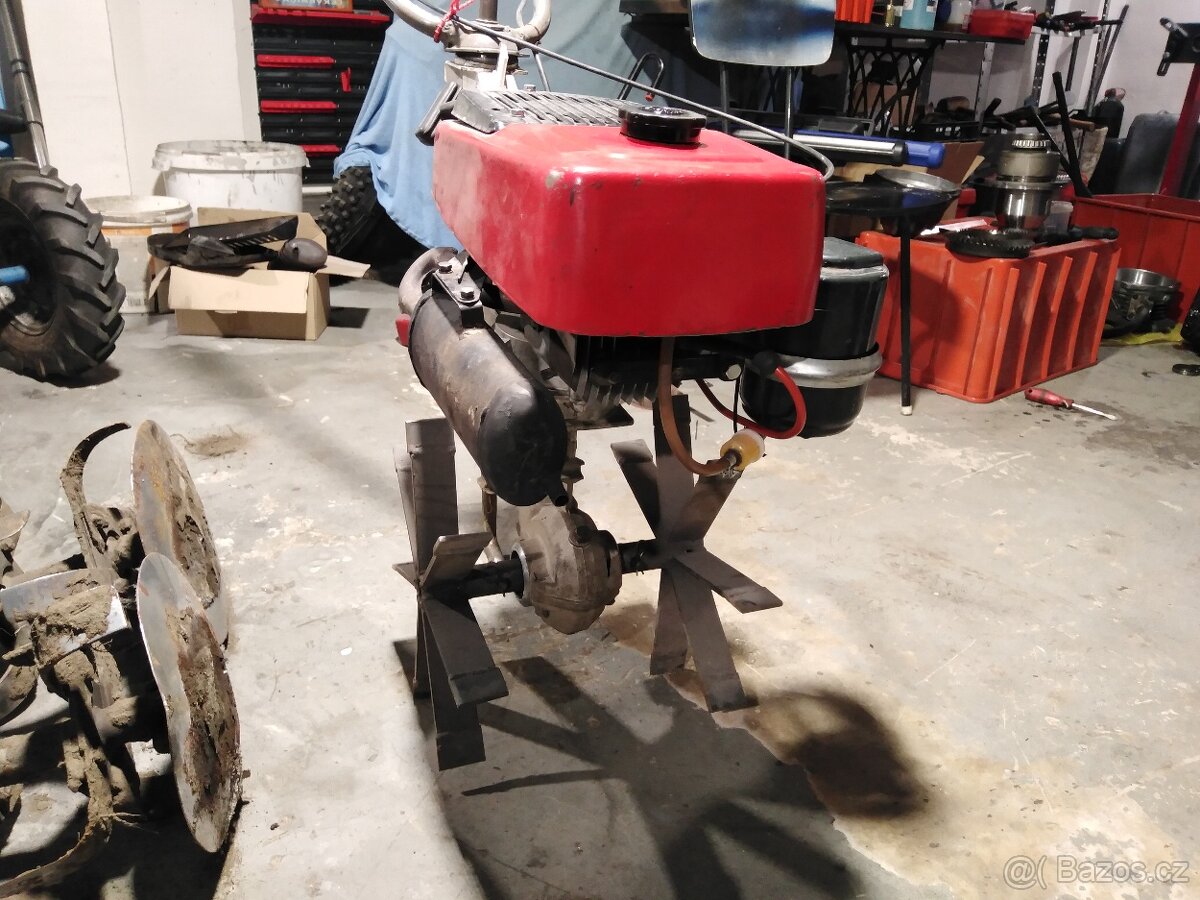 Robi 55 s rotovátorem