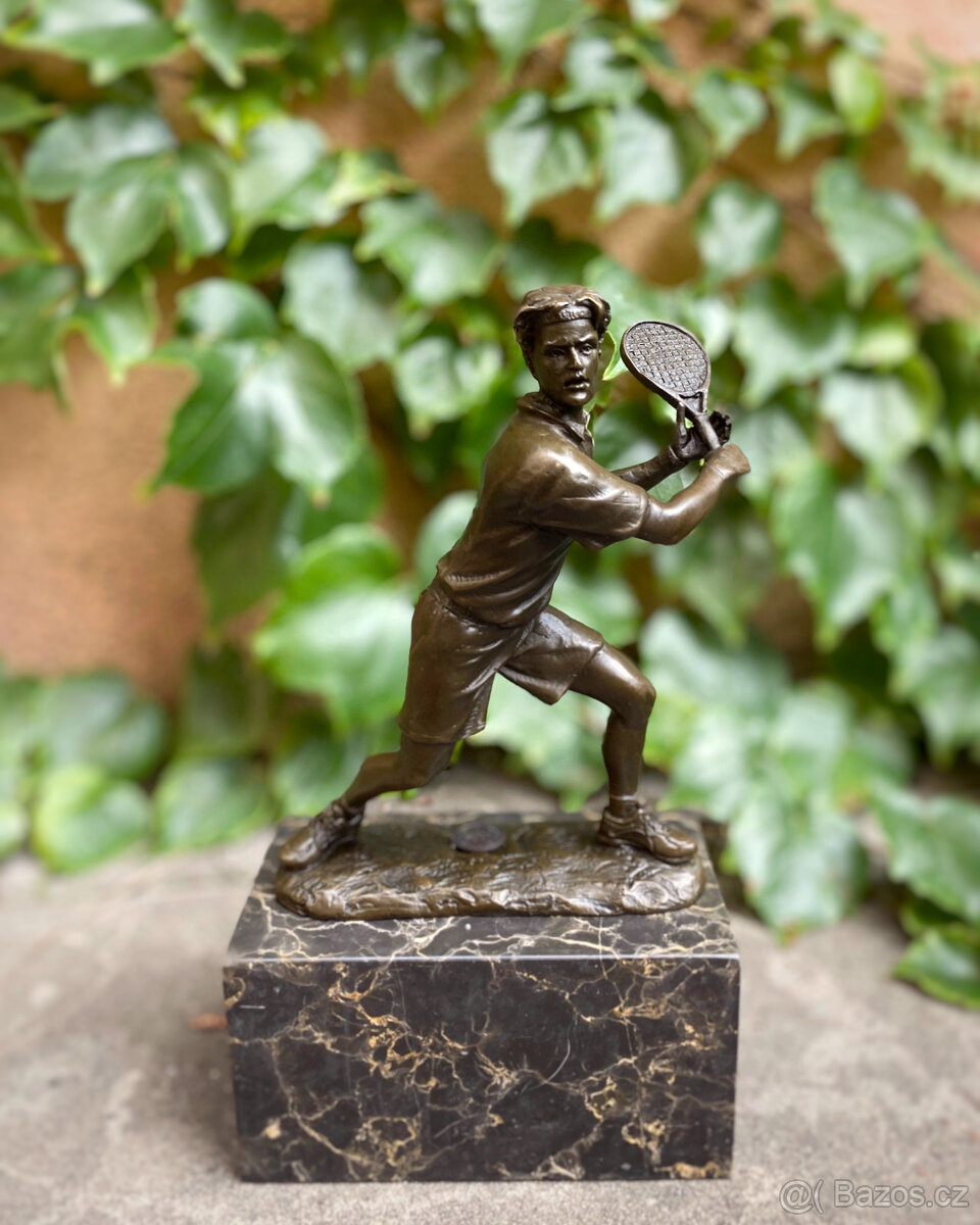 Bronzová socha soška Tenista tenis - Milo