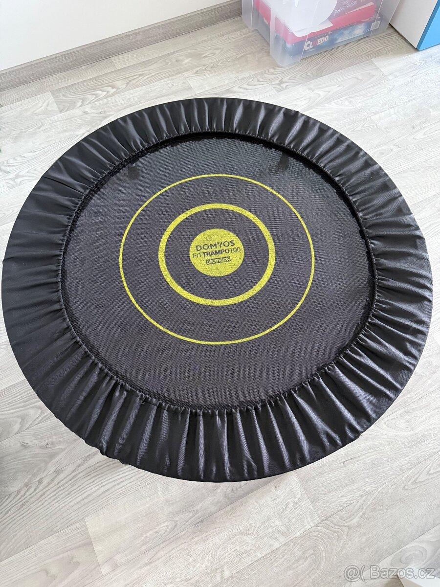 Fit trampolína