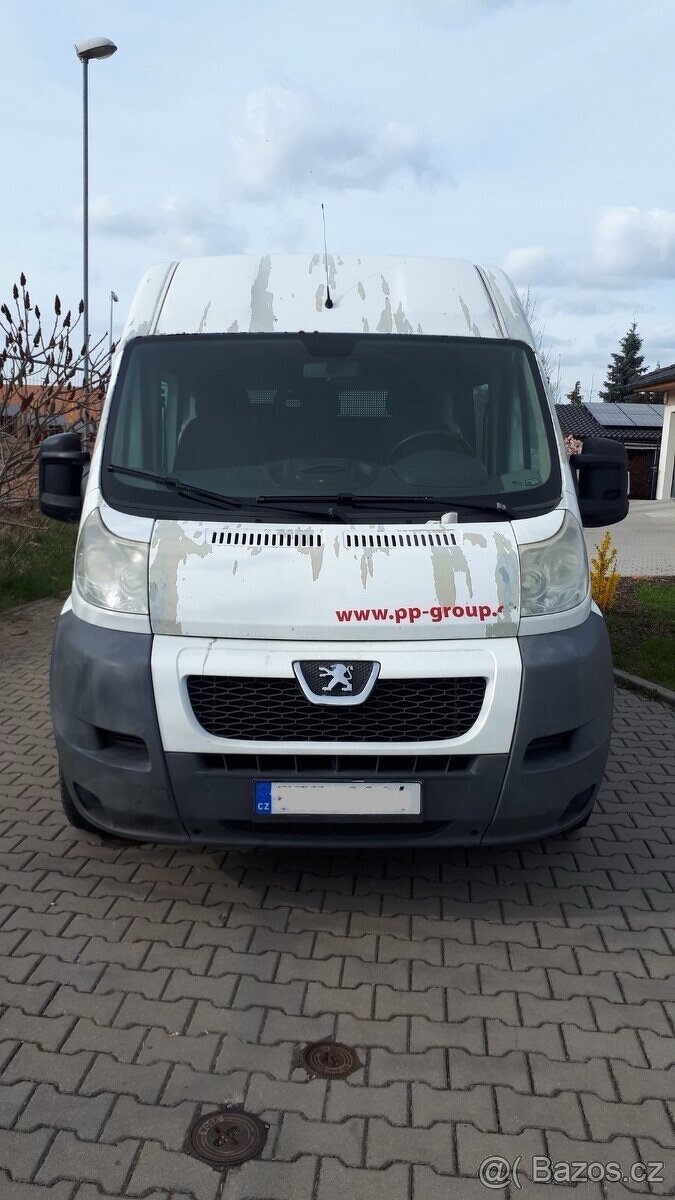 Peugeot Boxer 2.2HDI 88kw, r.v. 2011, 6 míst