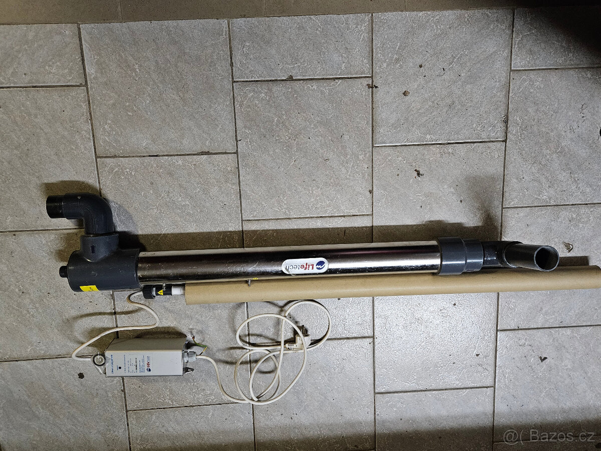 UV lampa UV-C 40 W pro bazény do 35m3