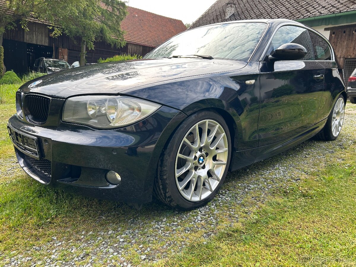 BMW 1 120D E87 105kw diesel r.7/2007 klima alu kola M paket