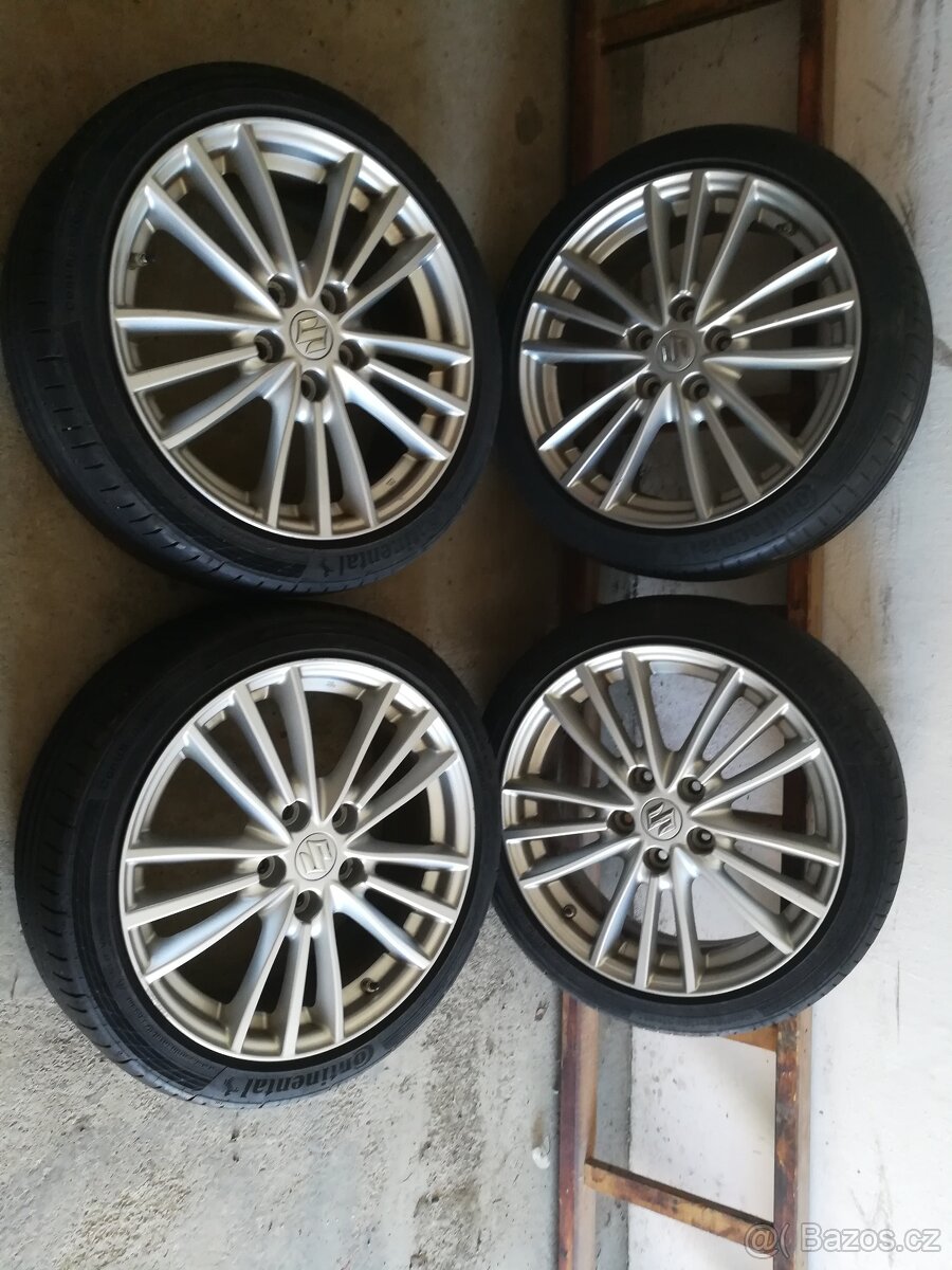Suzuki Swift Sport Alu kola, obutá - 195/45 R17 81W