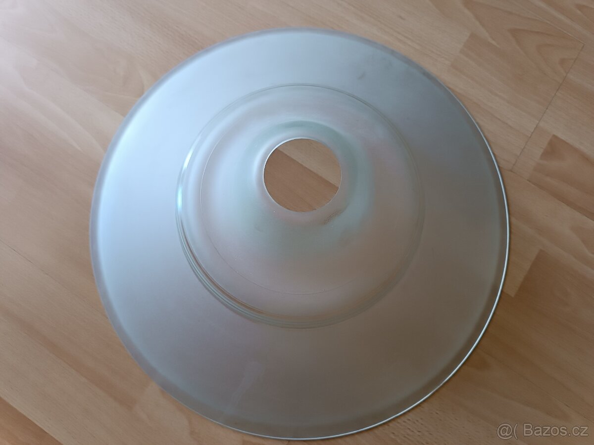 klobouk lampy sklo