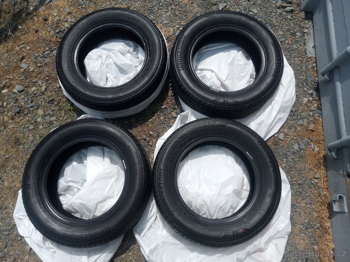 4 ks letní pneu Bridgestone Turanza T005 185/65/R15