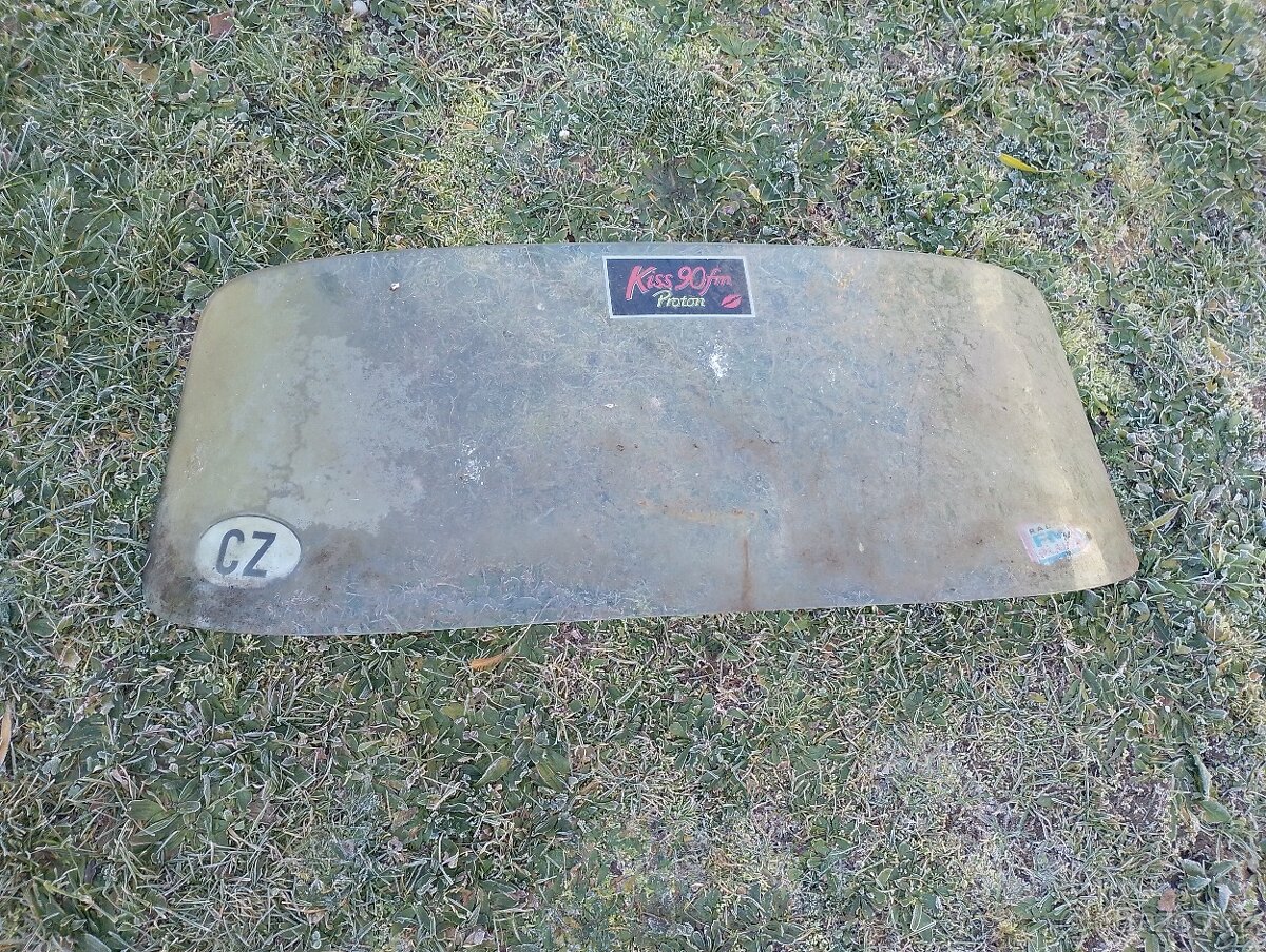 Okno Škoda 100 a 1000 mb