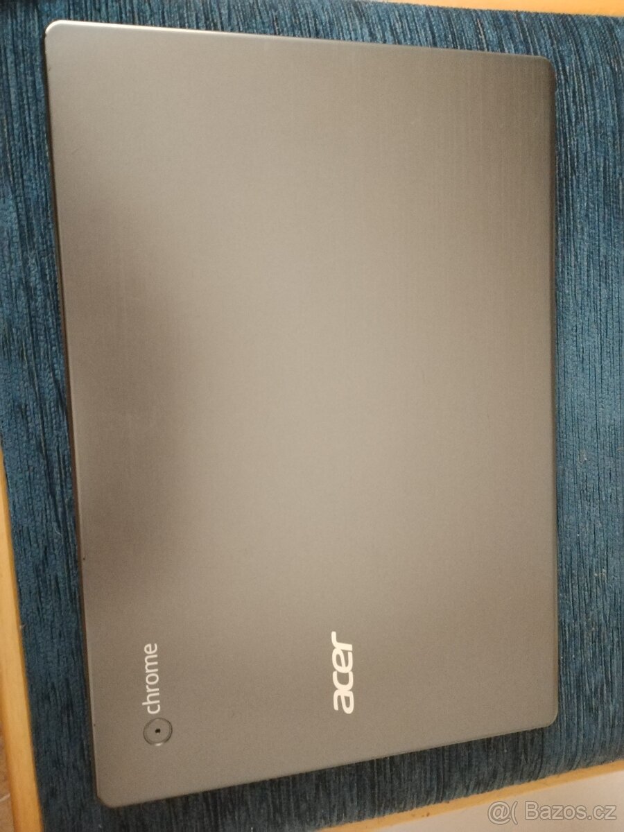Prodám Acer C740