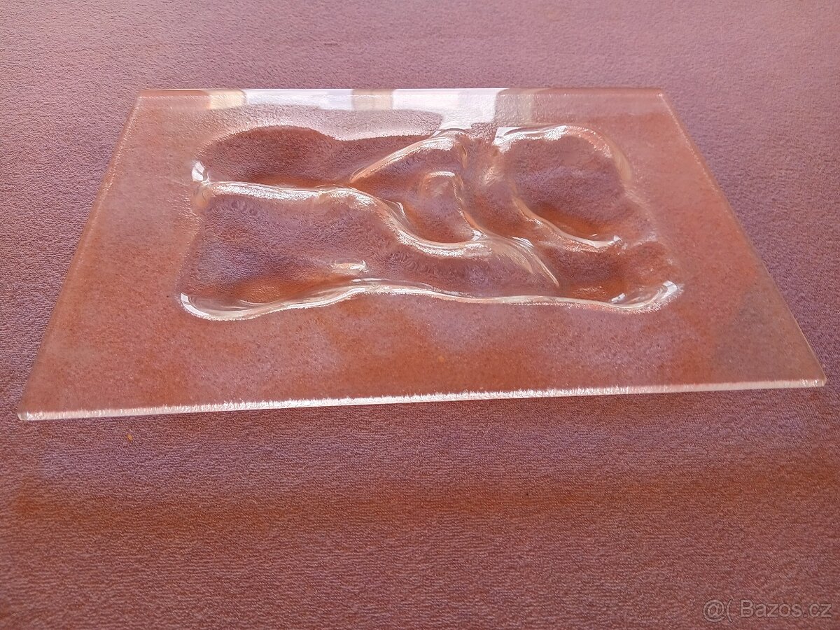 Unikátní skleněná,profilovaná misa