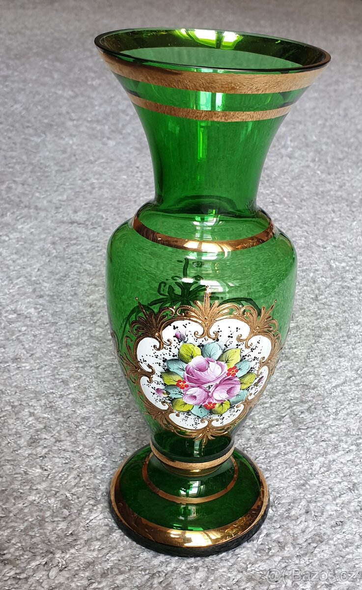 váza zelené sklo výška 27cm