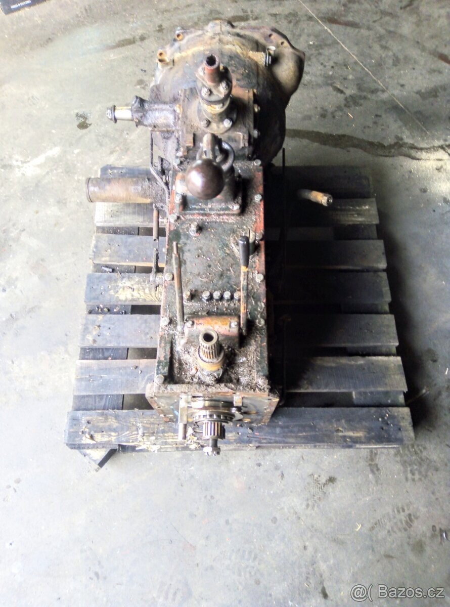 Převodovka Zetor 7211......