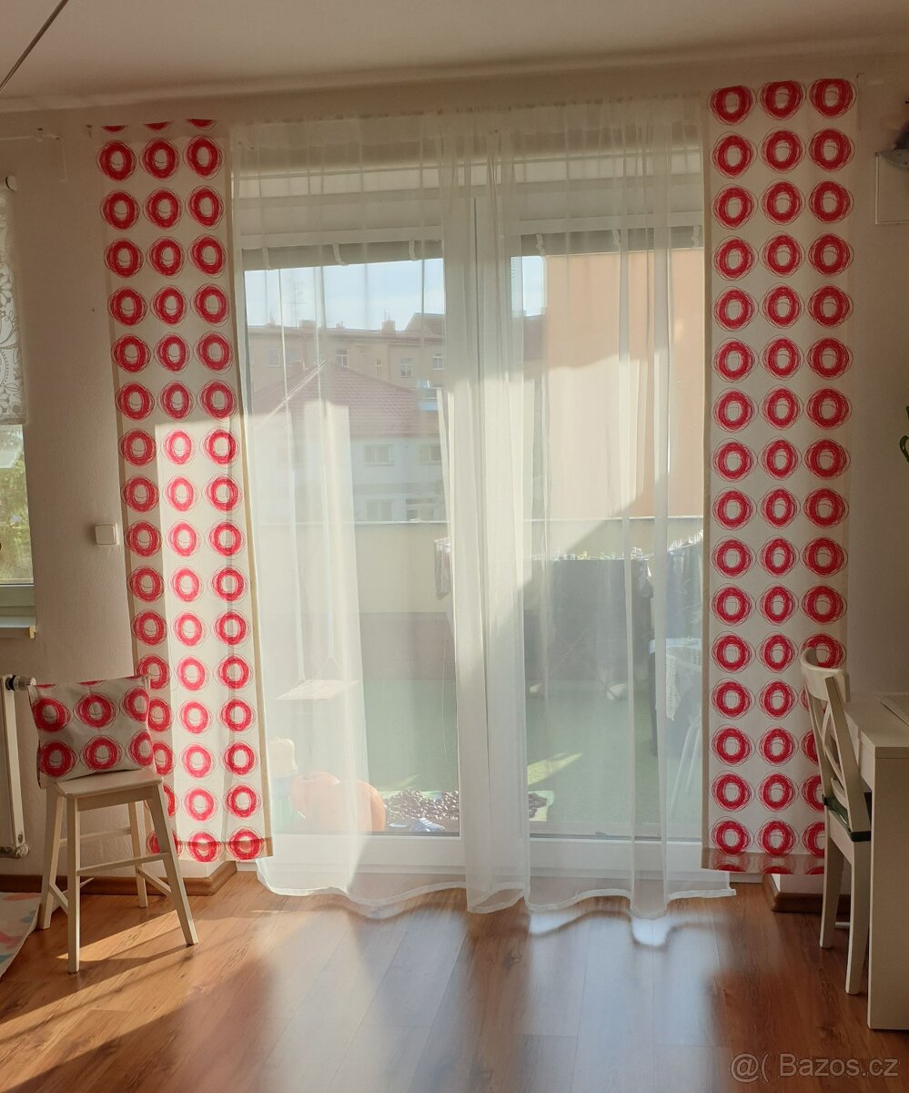 Závěsy IKEA + povlak na polštářek