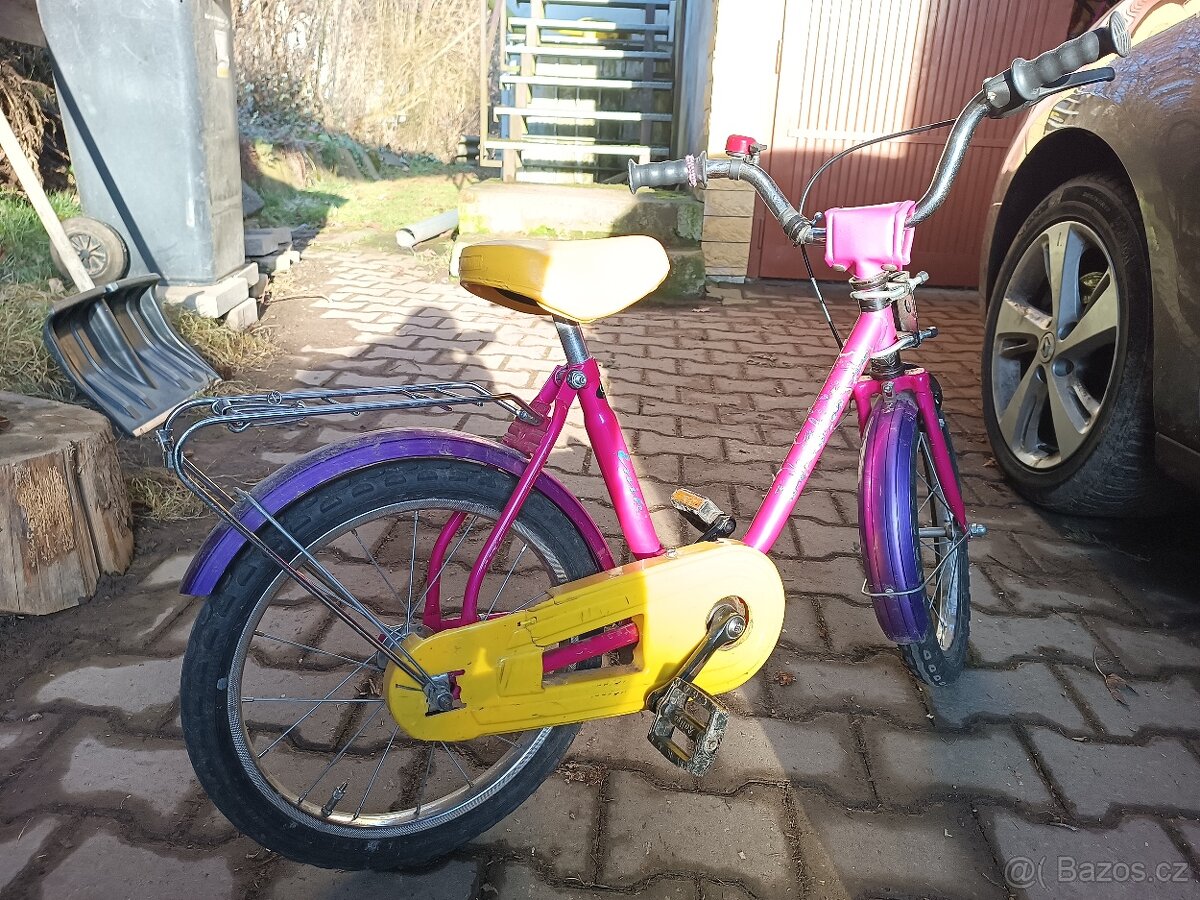 Dětské kolo 16
