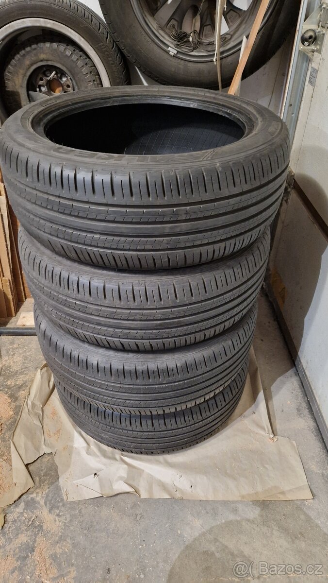 Sada 4 ks letních pneu