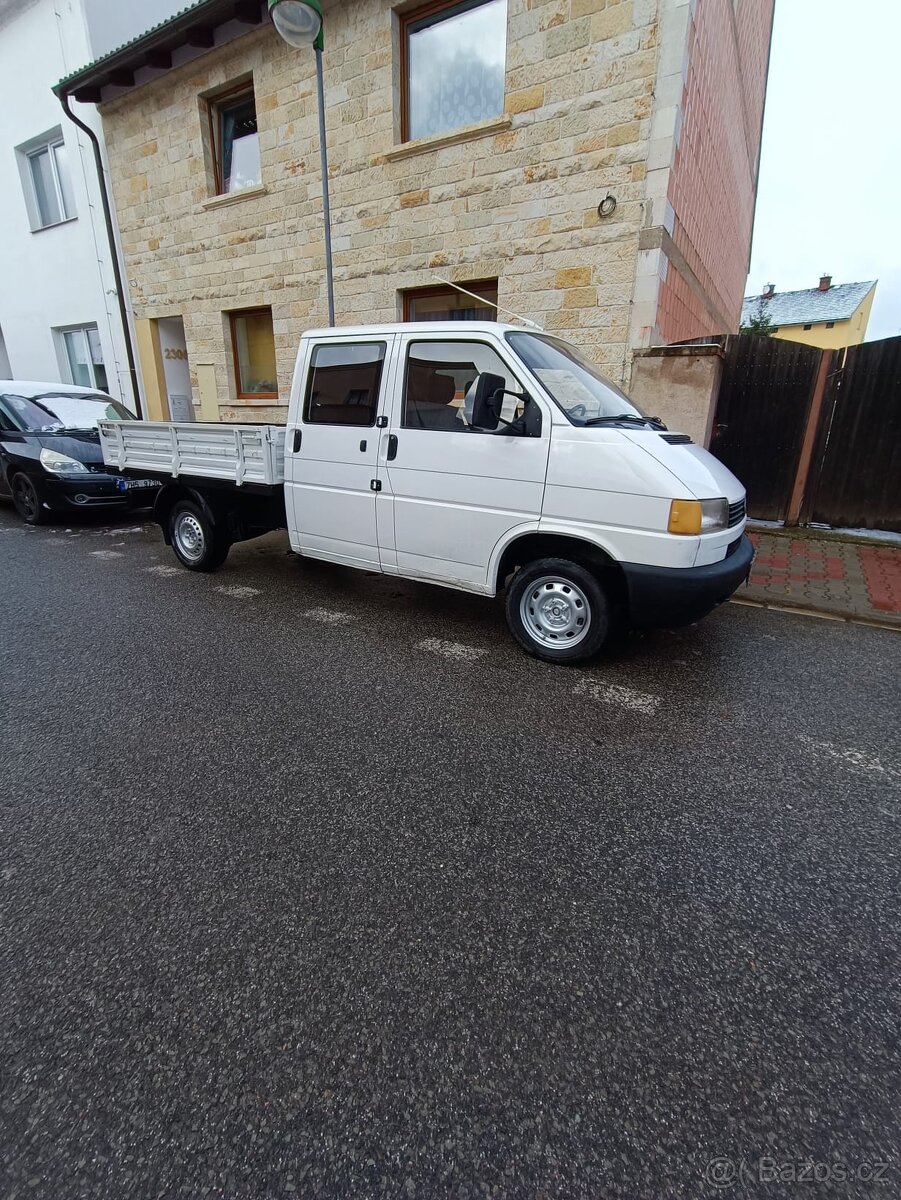 Volkswagenu transporter T4 vápník 1.9td