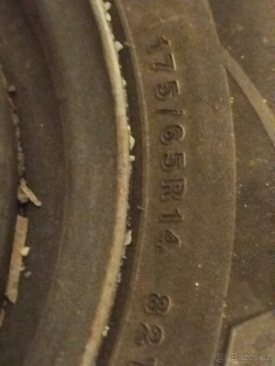 Disk s pneu na Ford Fiesta