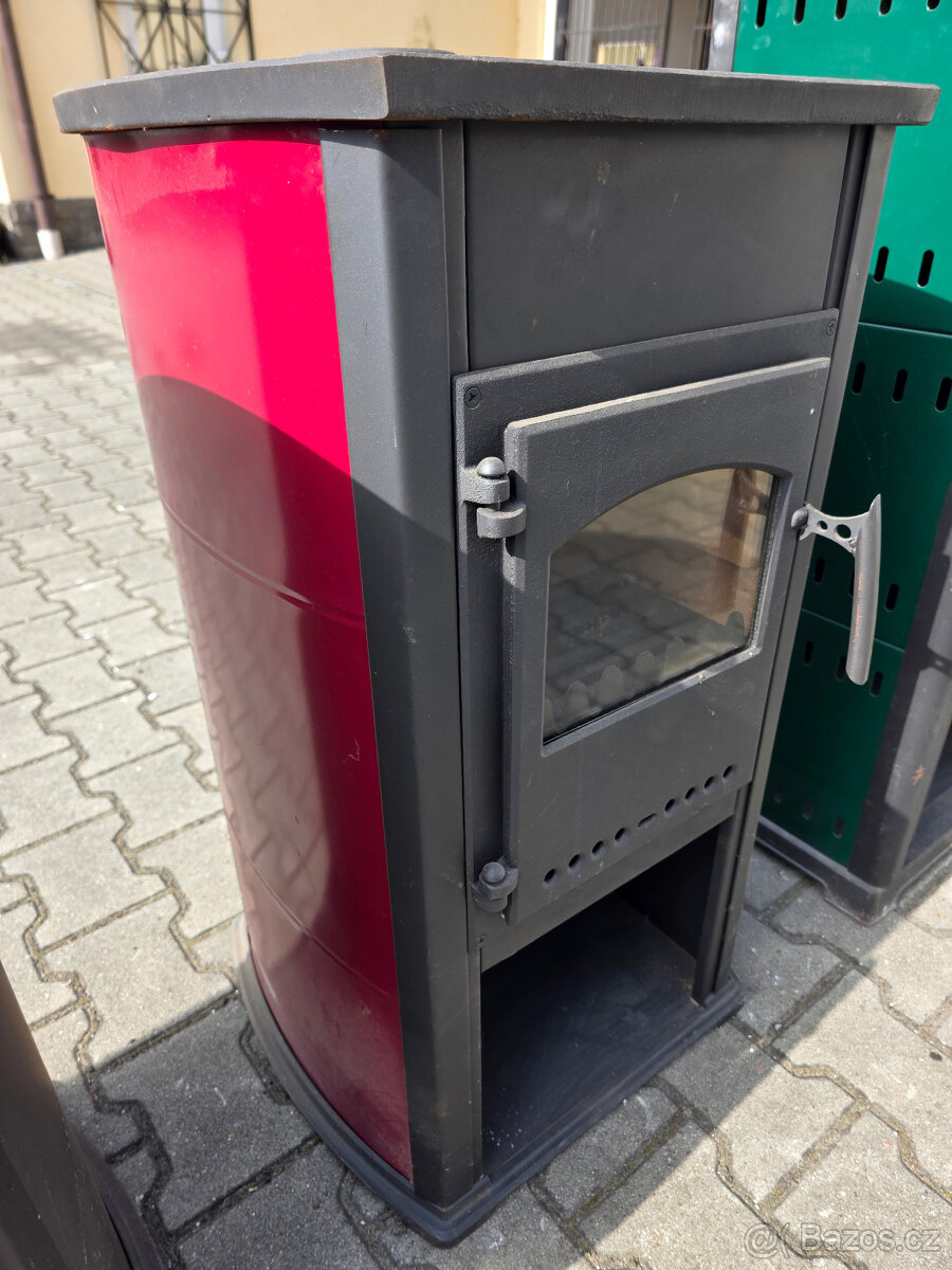 Krbová kamna BELLA THALIA, 6,2kW, červená