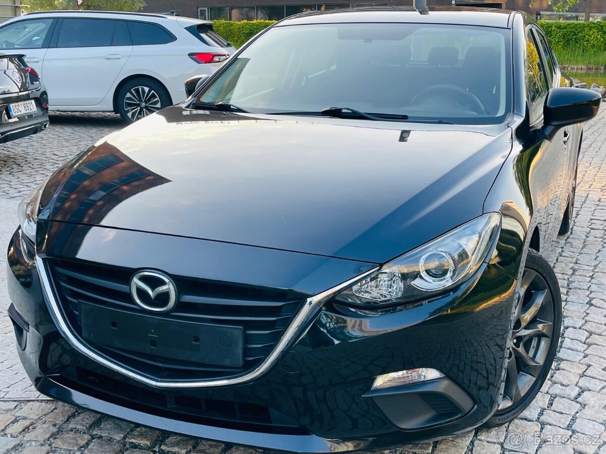 Mazda 3 1.5i 74KW BENZÍN 2017 MANUÁL KLIMATIZACE