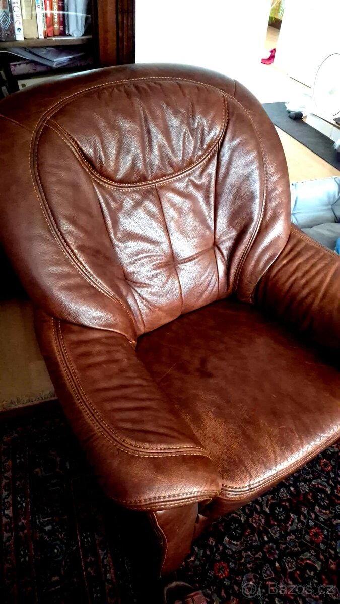 Kožená sedací souprava - sofa a tři křesla