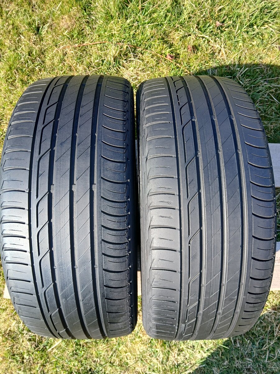 Bridgestone Turanza T001 215/45/17 Letní pneu