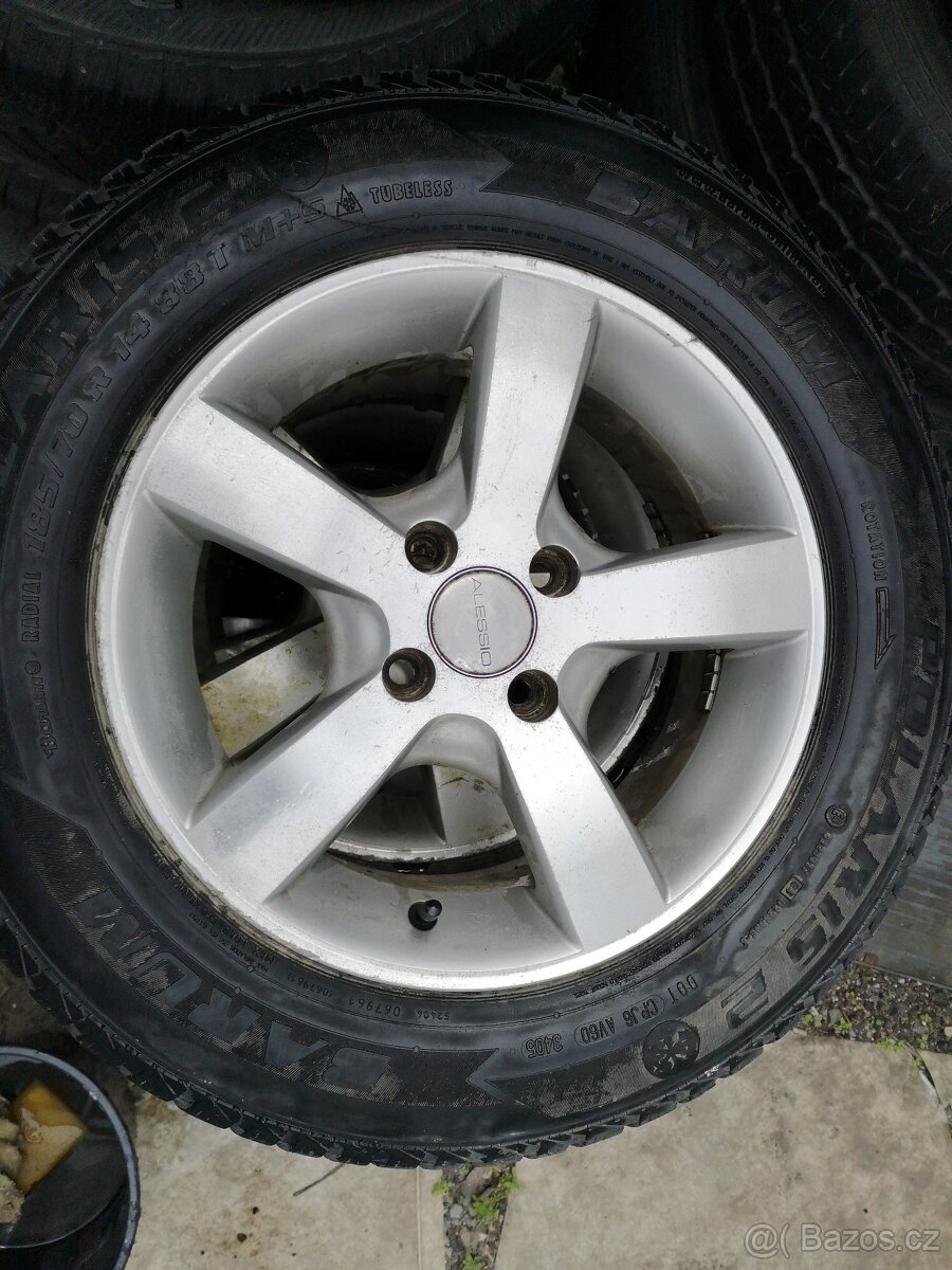 ALU KOLA 14, 4x98 FIAT, obuté 185/70/14 ZIMNÍ