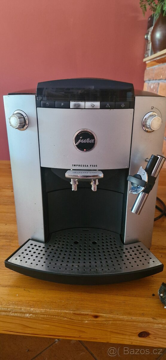 Kávovar Jura Impressa F 505