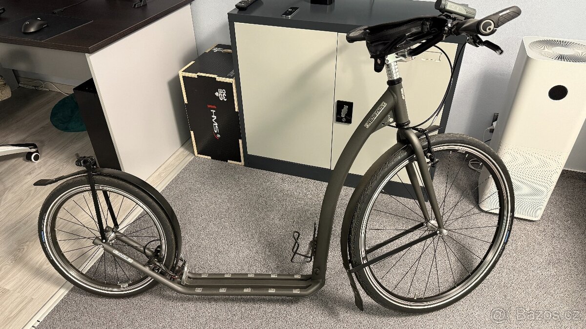 Kostka kolobka Tour Max G6 satin grey, nová a vybavená.