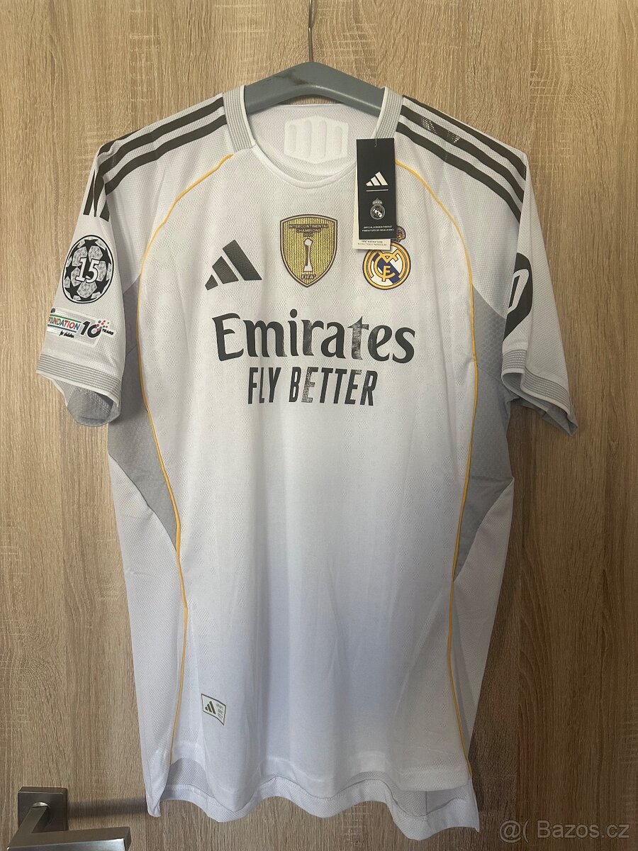 Valverde Real Madrid dres