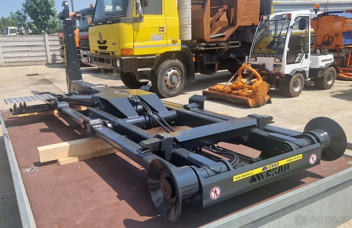 Predám CSAO hákový nosič kontajnerov 8 ton