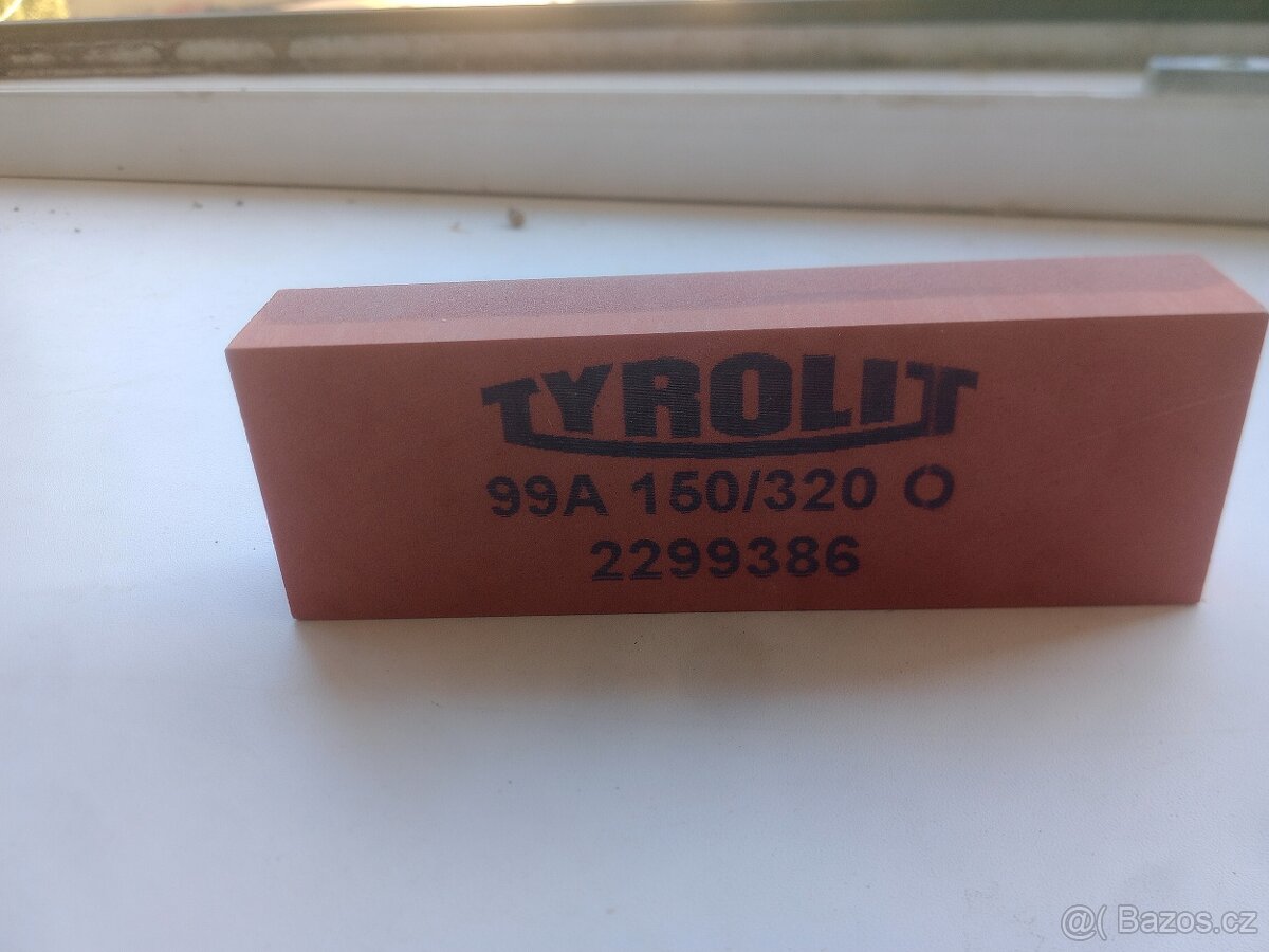 Kámen dvouzrnný 50x25x150 99A150/320 O 2299386 TYROLIT