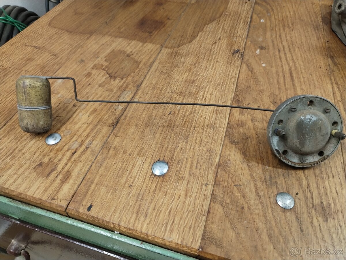 Škoda Spartak, Octavia, Felicia, 1202,1203 - plovák