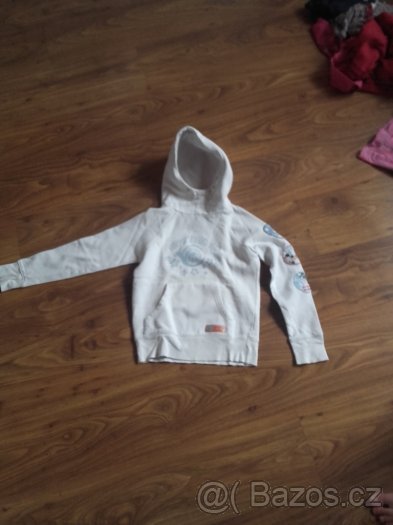 6x Mikiny klokanky vel.134-140