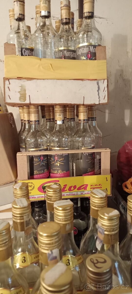 Skleněné láhve 0,7l