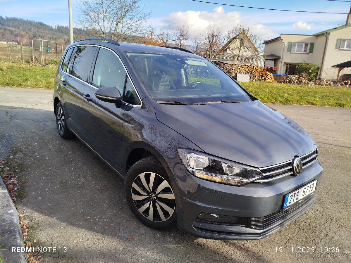VW Touran 1.5 TSI DSG 7 míst