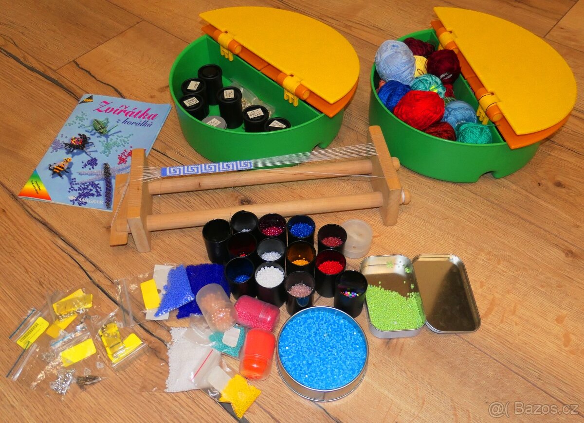 Set na výrobu korálkových náramků