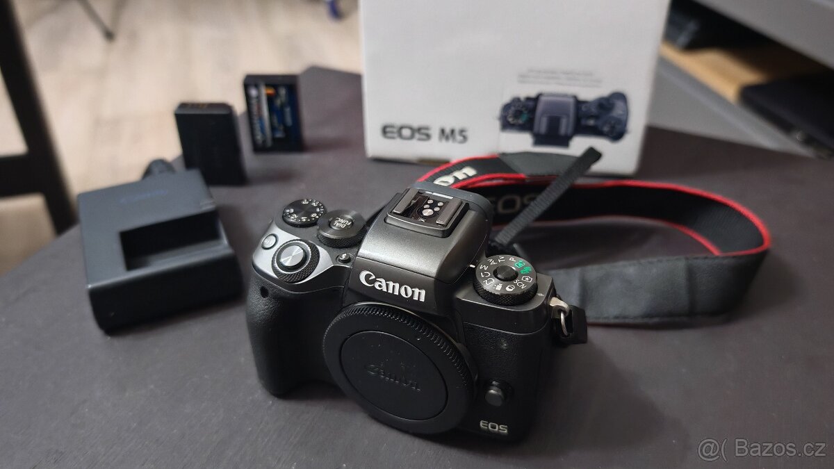 Canon eosM5 APS-C 24.2Mgp