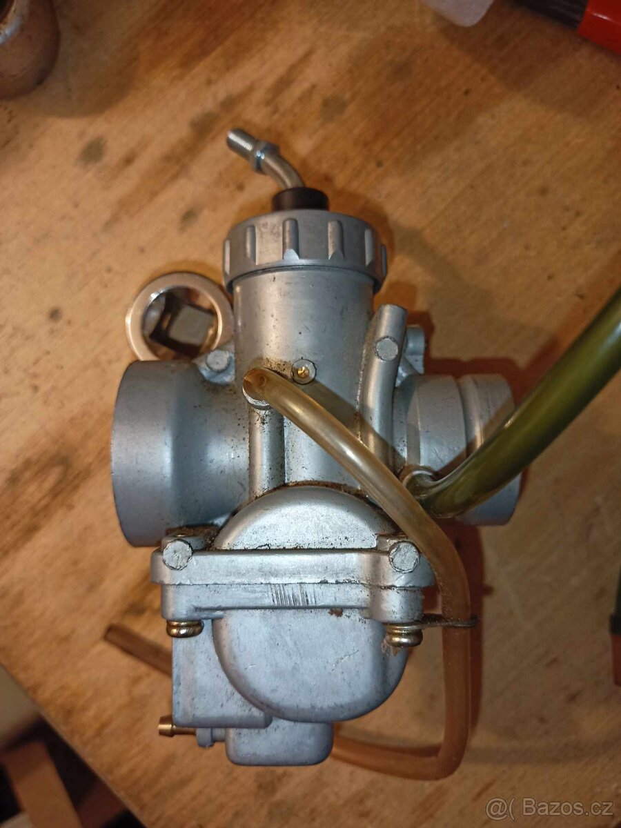 Karburátory mikuni 28 mm na yamahu dt 125 lc2