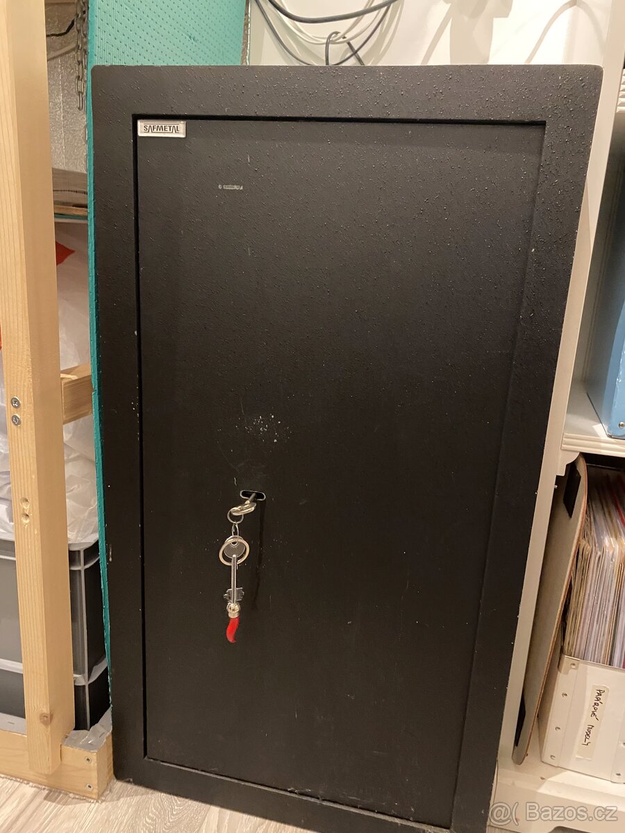 Ohnivzdorný nábytkový trezor SAFMETAL 460x440x850