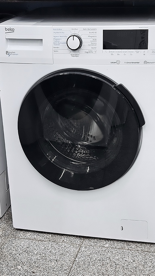 Automatická pračka se sušičkou BEKO Steam Care, display