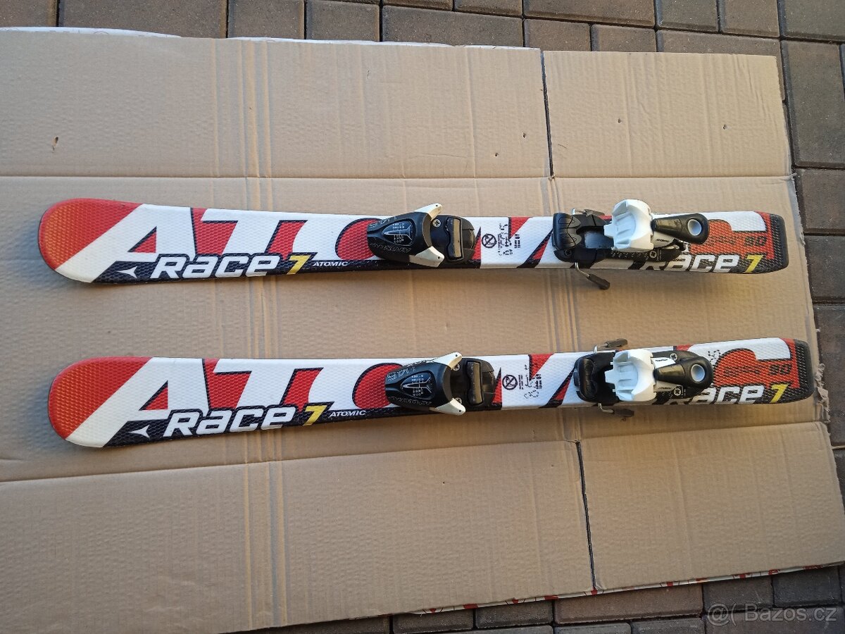 Lyže Atomic: 90 cm.