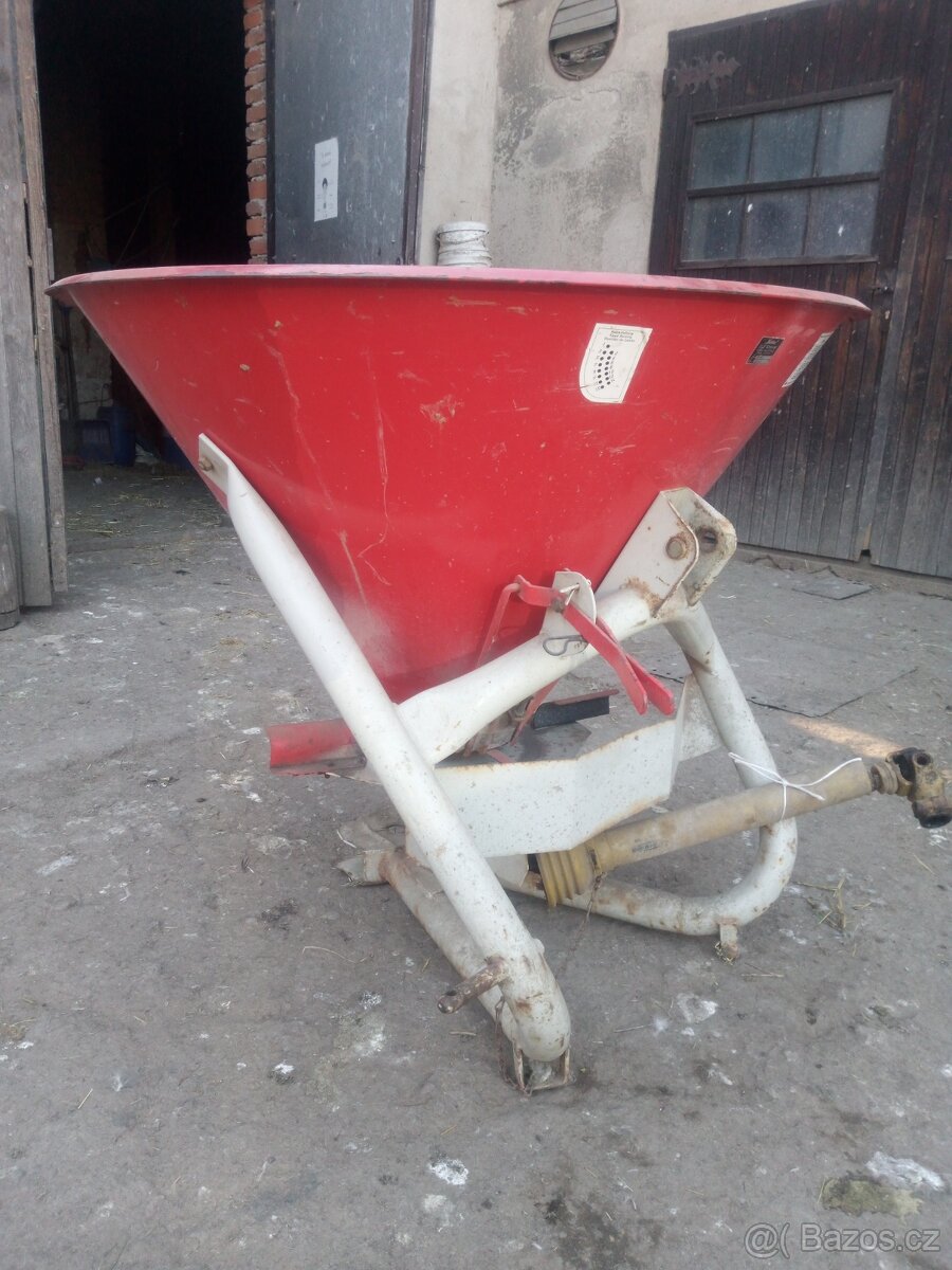 Rozmetadlo průmyslových hnojiv