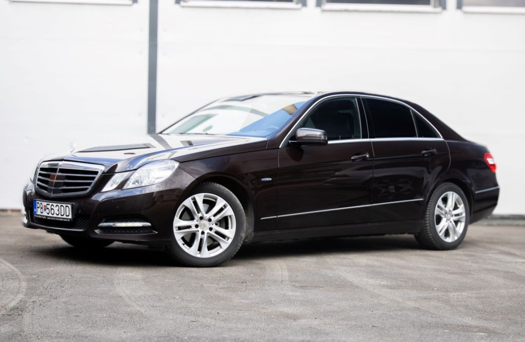 Mercedes-Benz E E320 CDI 4MATIC, 170kW, A7
