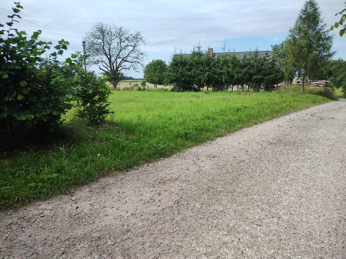 Střeziměřice - stavební pozemek 1401 m2
