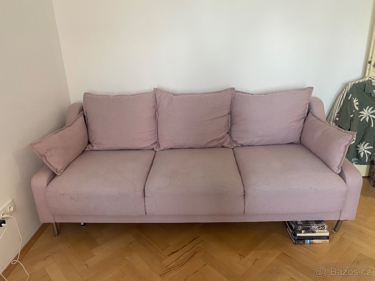 SPĚCHÁ TO- Rozkládací bledorůžová sedačka- Spěchá to