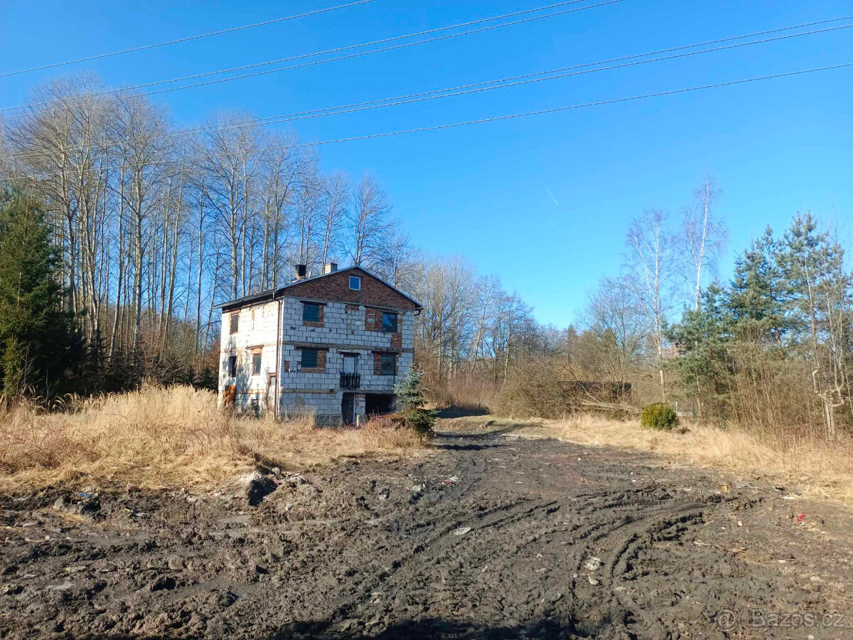 Prodám RD v Novém Sedle se stavebním pozemkem