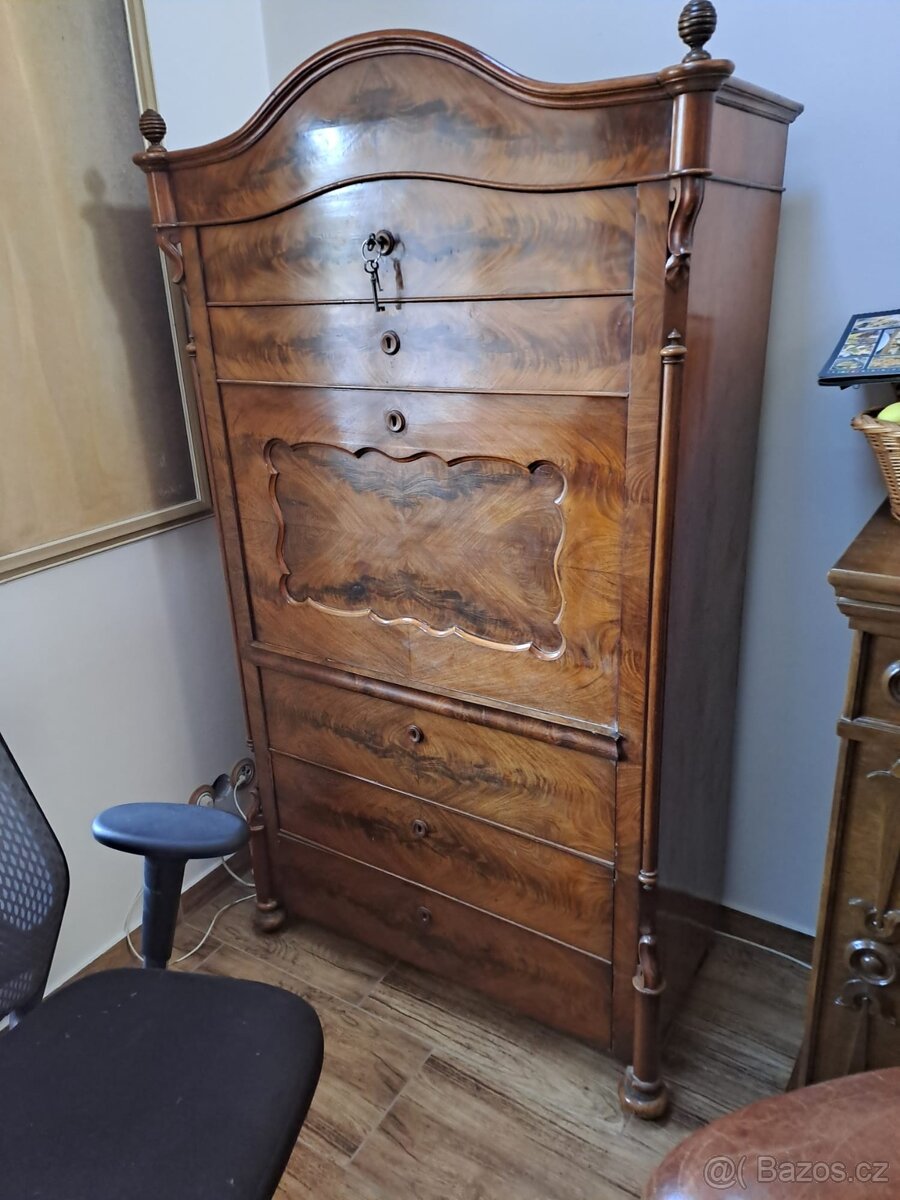 Biedermeier - komoda