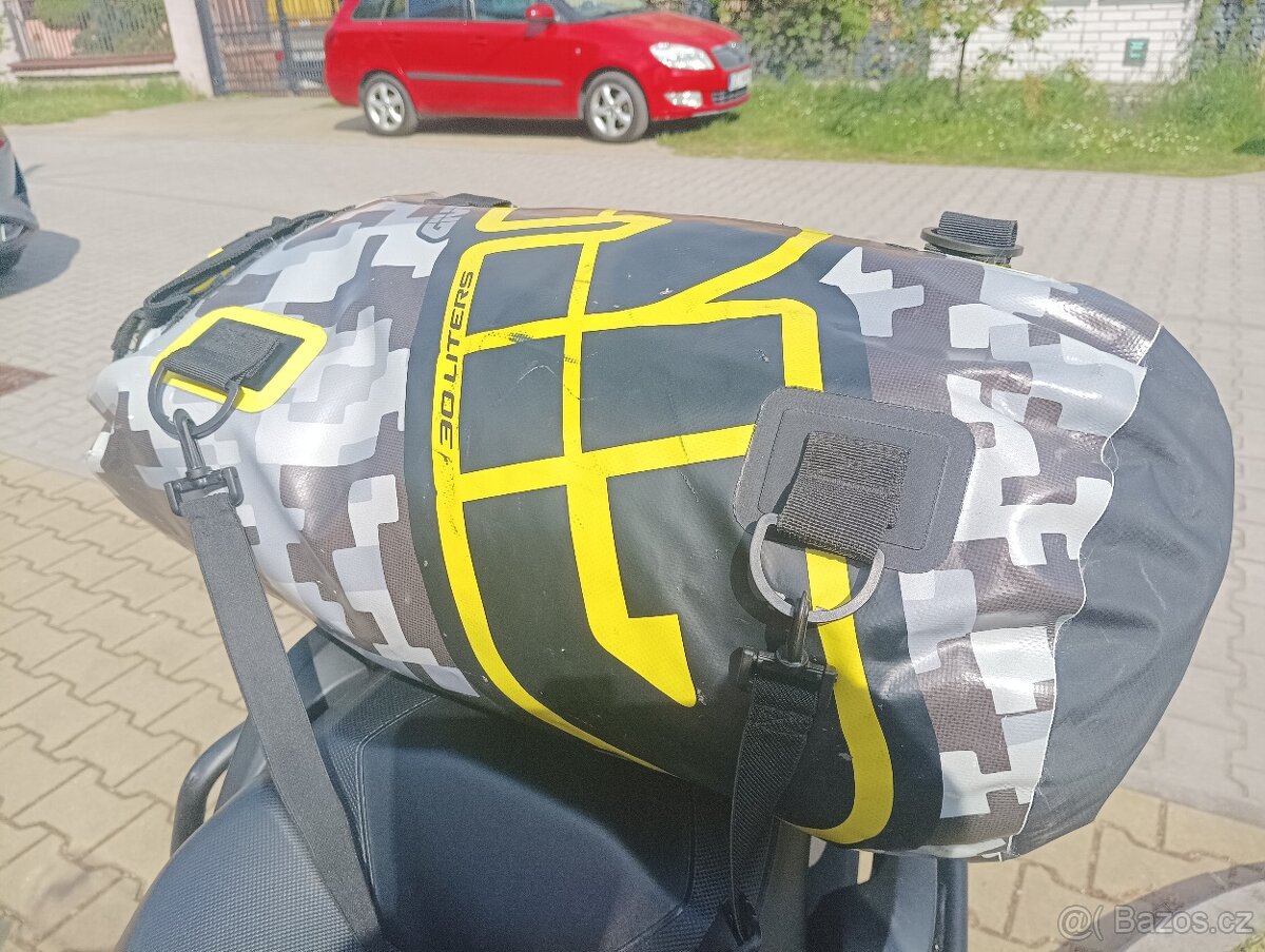 Vak, válec bak....na motorku